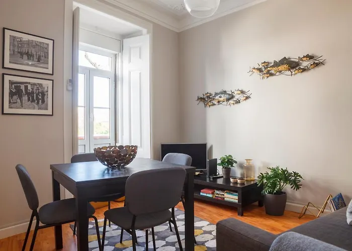 Alfama Graca District Typical & Bright , 3 Bedroom Apartment With Ac 1St Floor