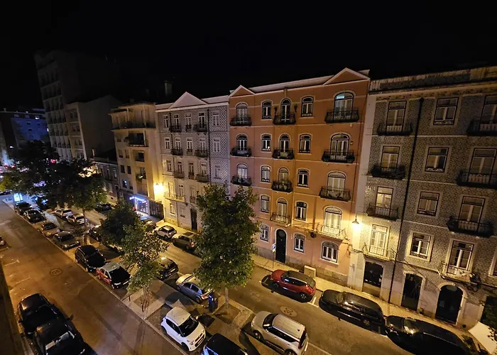 Habitacion Grande Para 3 Centro Lisboa