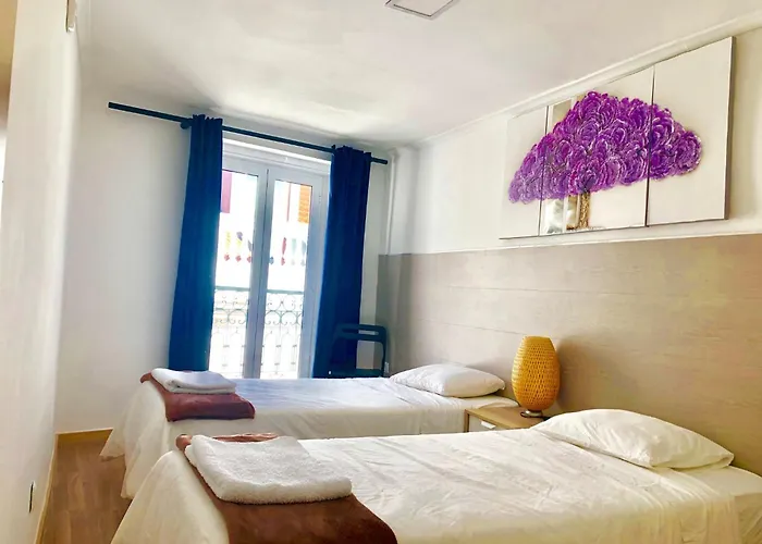 Room In Apartment - 5Lisbon Downtown Private Bedroom City View