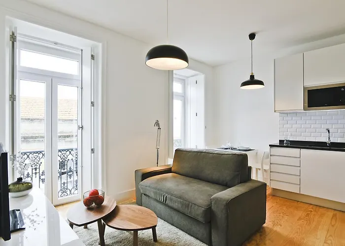BmyGuest - Arroios Cosy Apartment
