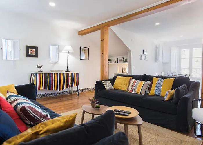 Lovelystay - Bairro Alto Terrace Wonder