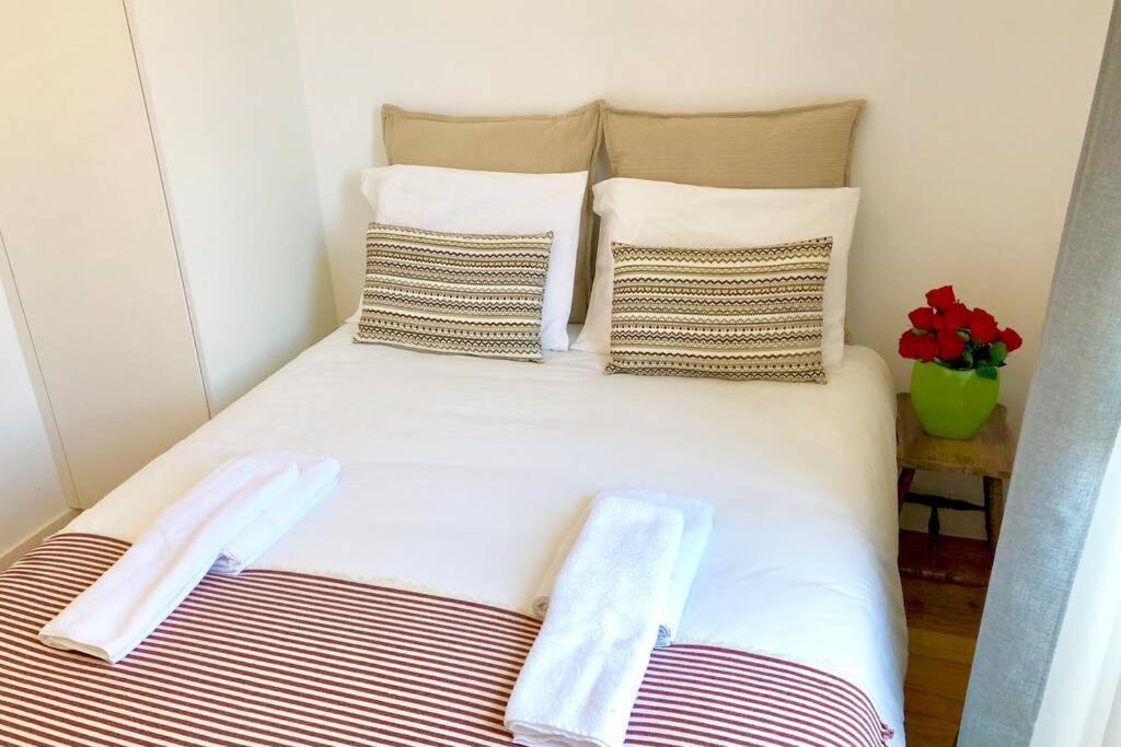 32 2 - Heart Of Private Apartment, Bairro Alto Lisbon