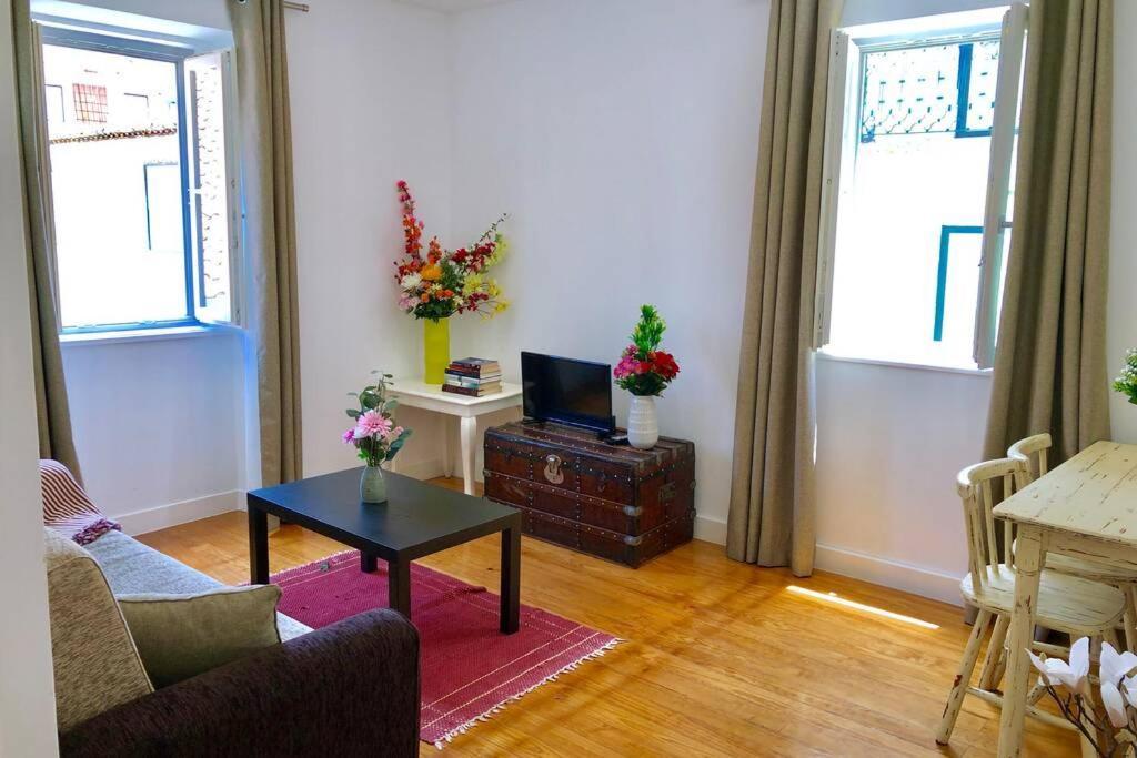 32 2 - Heart Of Private Apartment, Bairro Alto * Lisbon