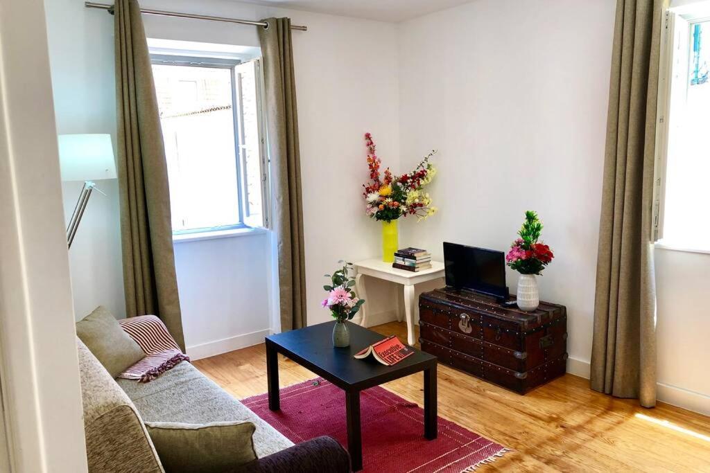 Apartment 32 2 - Heart Of Private Apartment, Bairro Alto