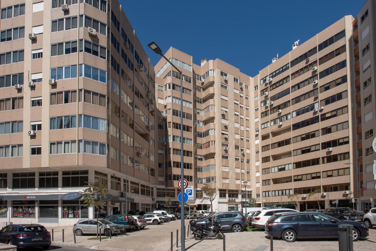 Myplace - Areeiro Apartamento *