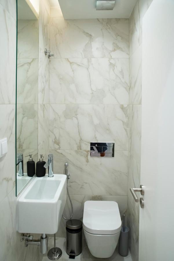 Serene Hideaway In Chiado Apartment Lisbon