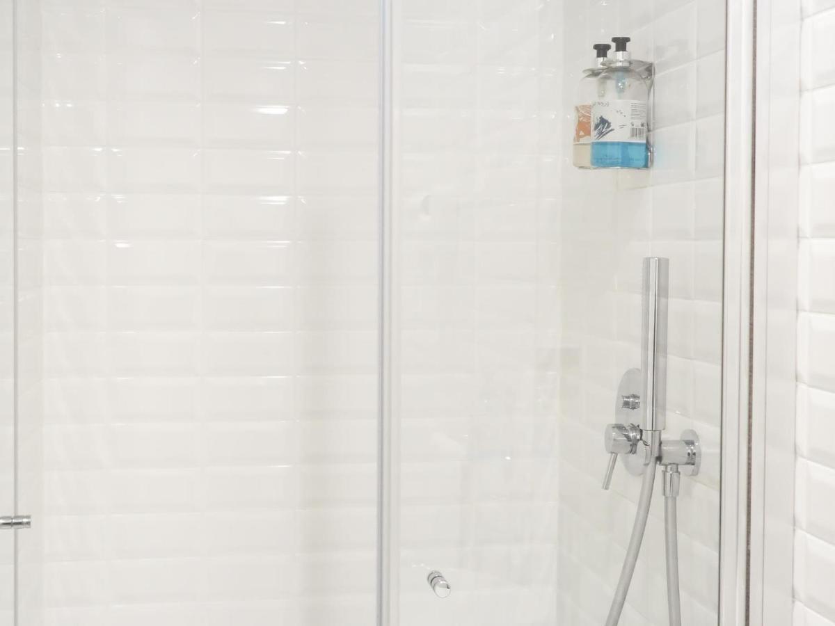 Chiado Modern With Ac Elevator Terrace Apartment Lisbon