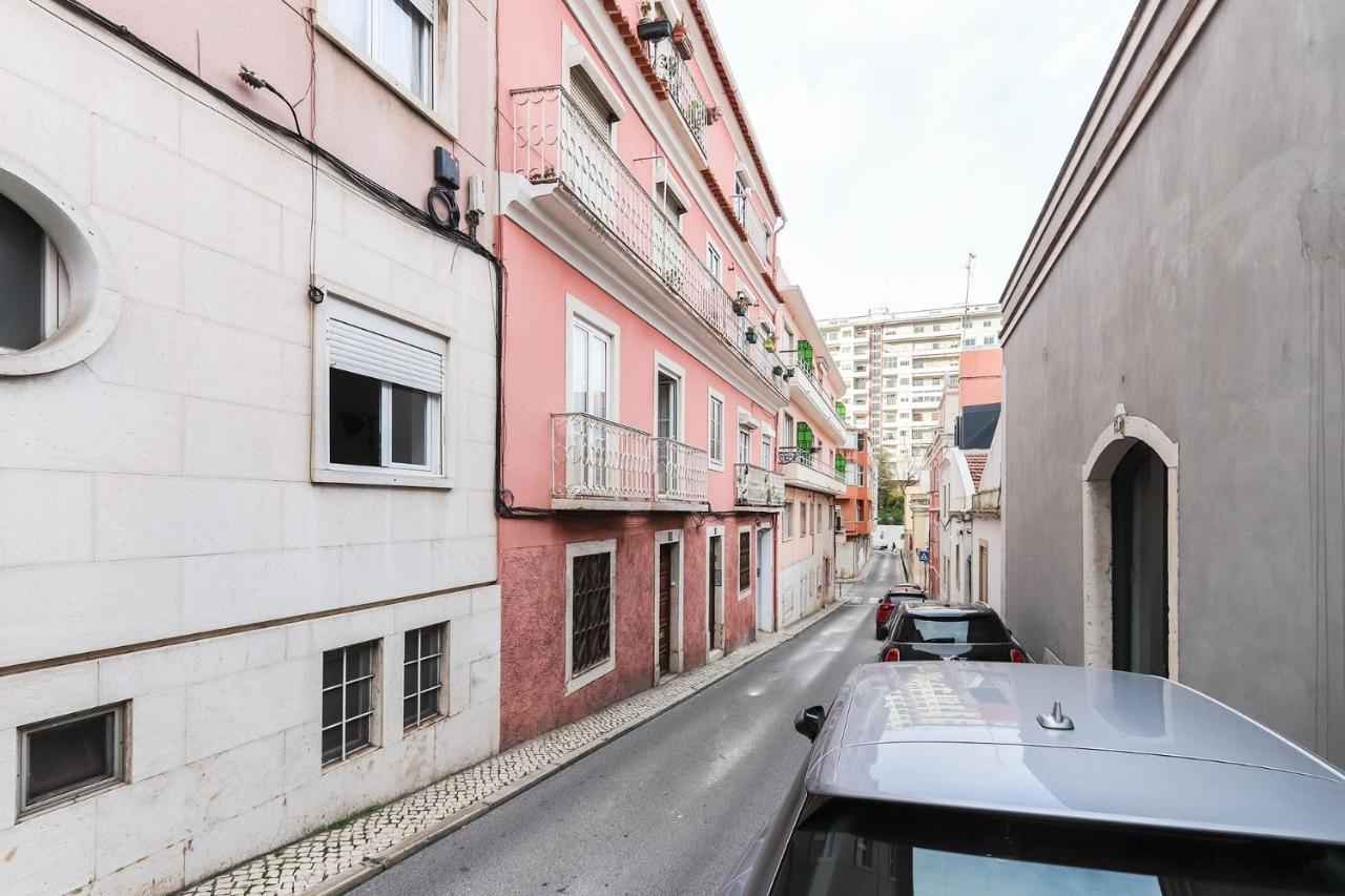 Apartamento Campo De Ourique Stylish By Homing *