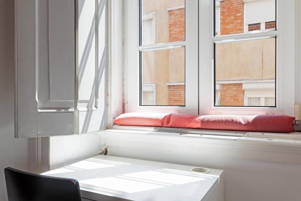 Quiet 3 Bedroom In * Lisboa