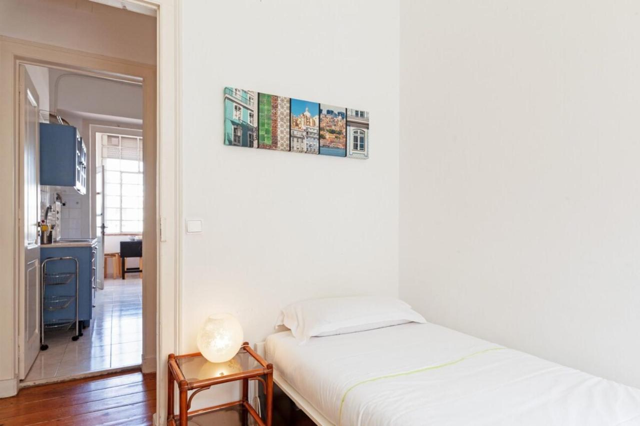 Quiet 3 Bedroom In * Lisboa