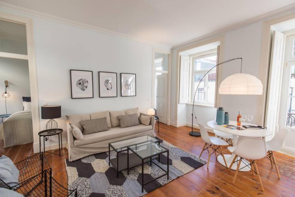 Apartamento 135 C - Quiet Charming Flat In Historic Alfama Near Baixa *