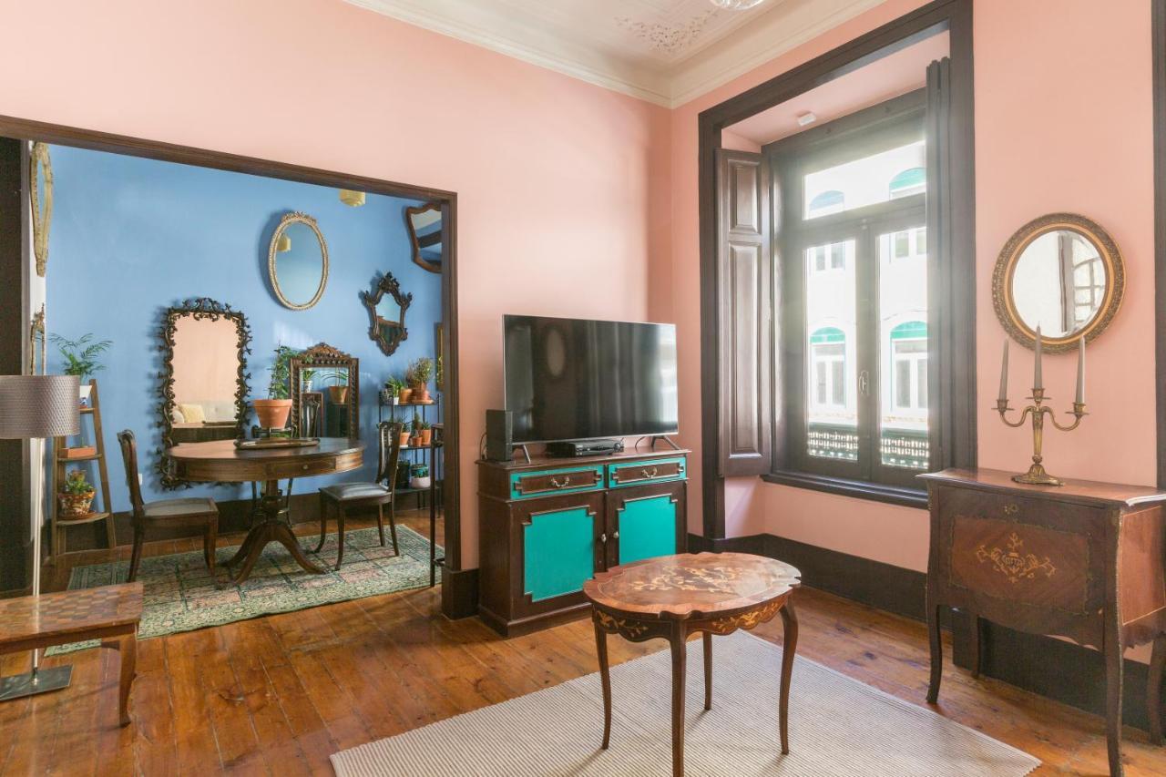 Charming In A 19th Century Building Apartamento *