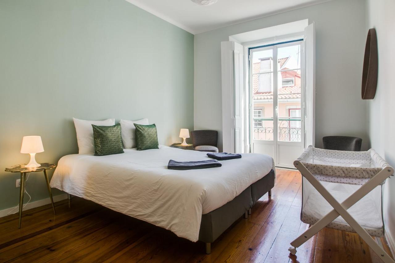 Spacious&bright 2 Bedroom Apartment, Historical Center, Madragoa Apartamento