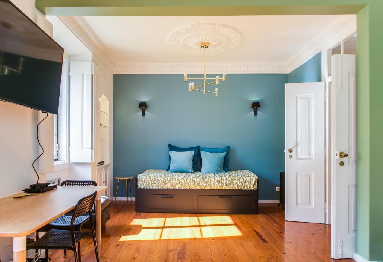 Spacious&bright 2 Bedroom Apartment, Historical Center, Madragoa * Lisboa