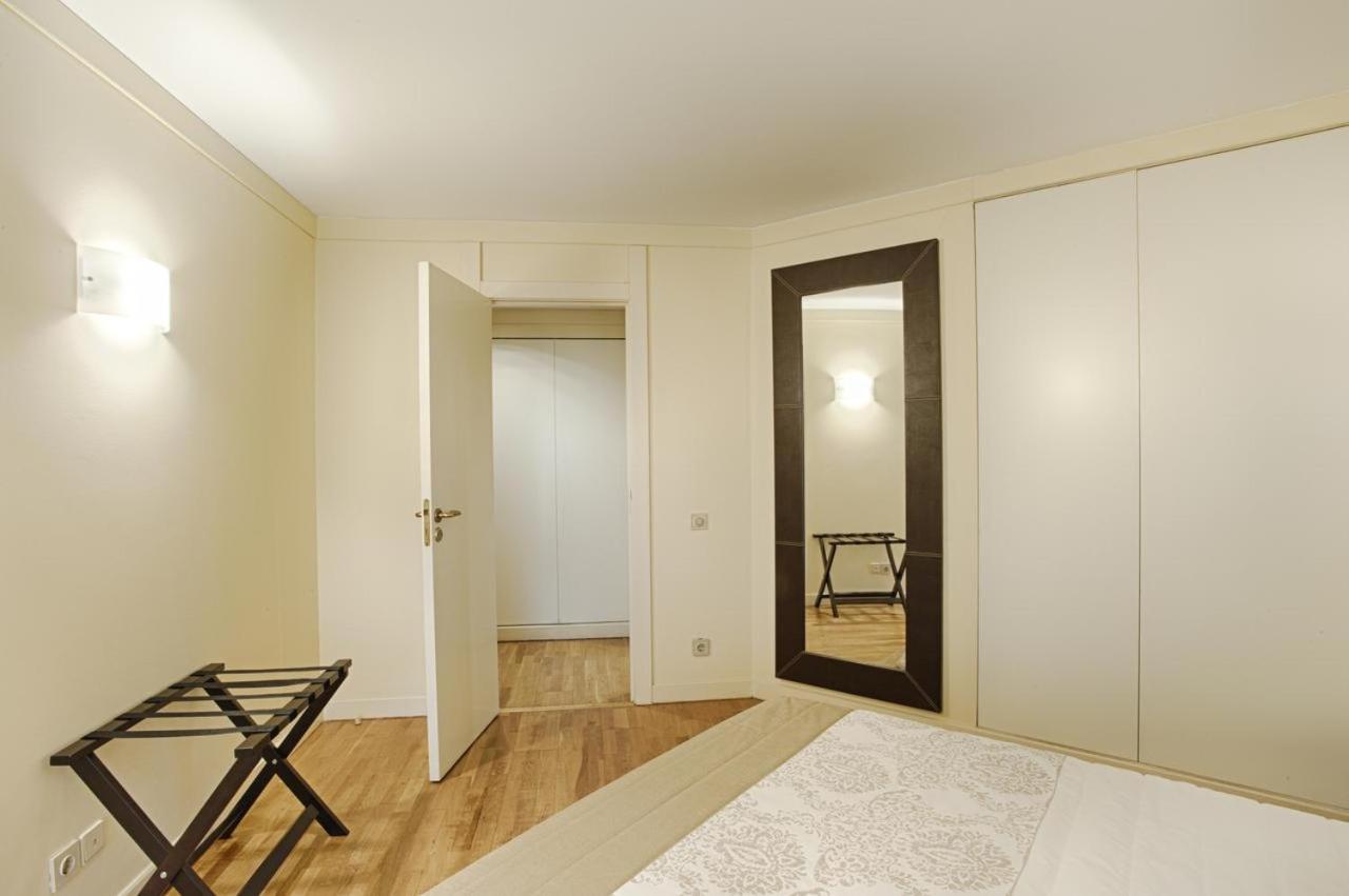 Executive In The Heart Of Lisboa