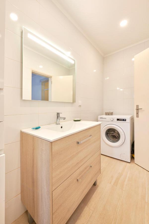 Charming 3br W/ Patio, By Timecooler Apartamento Lisboa