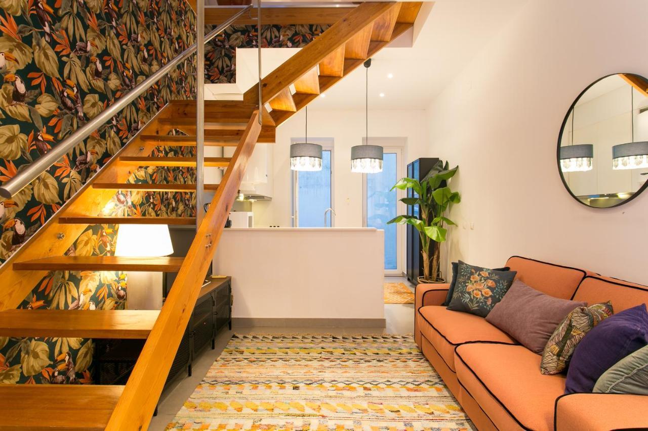 Beautiful House With Patio In Heart! Apartamento Lisboa