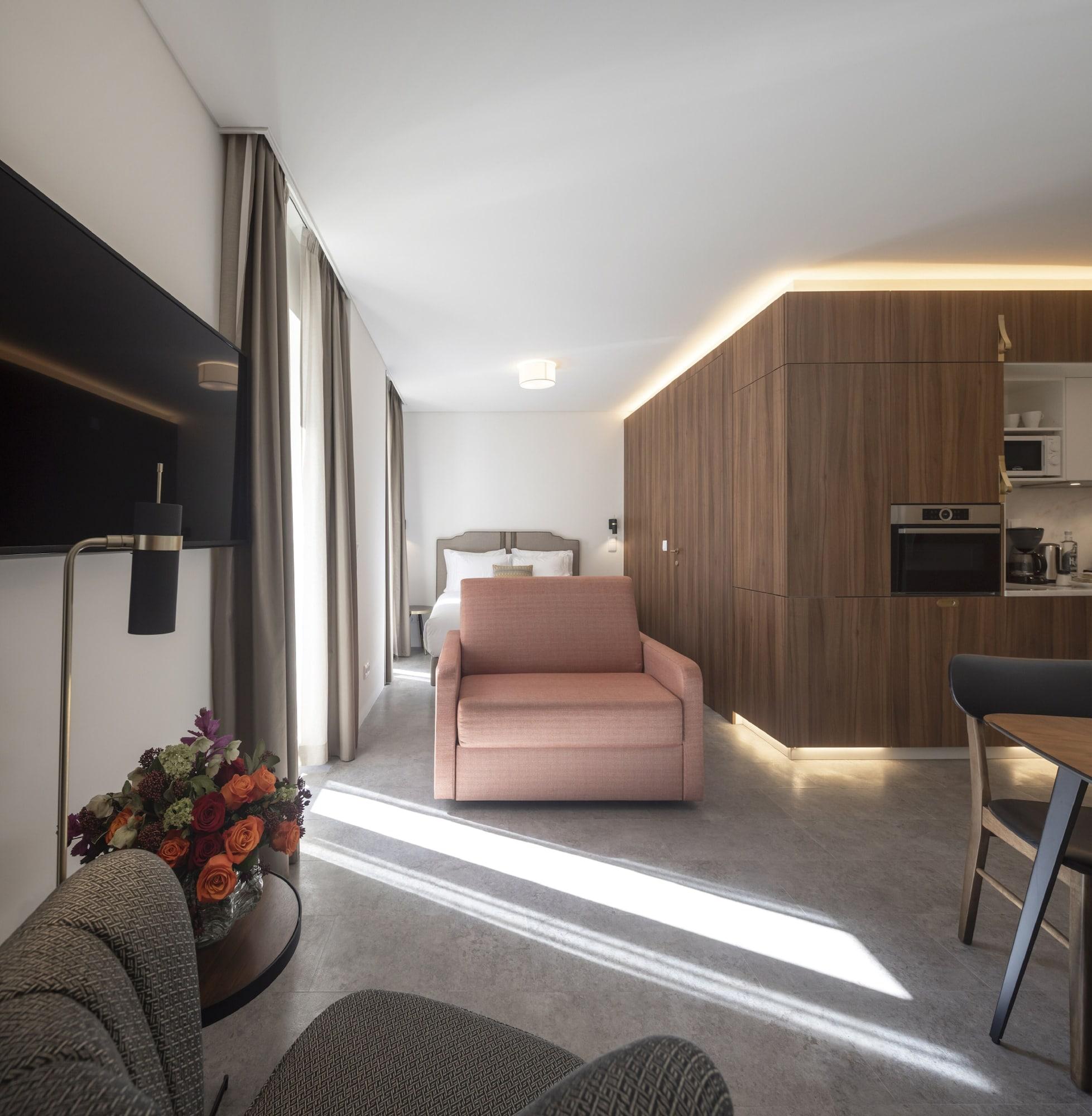 Serviced - Avenida Apartment *