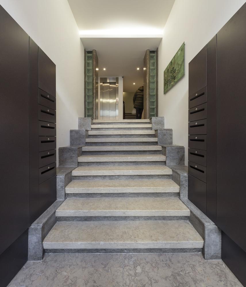 Serviced - Avenida Apartment Lisbon