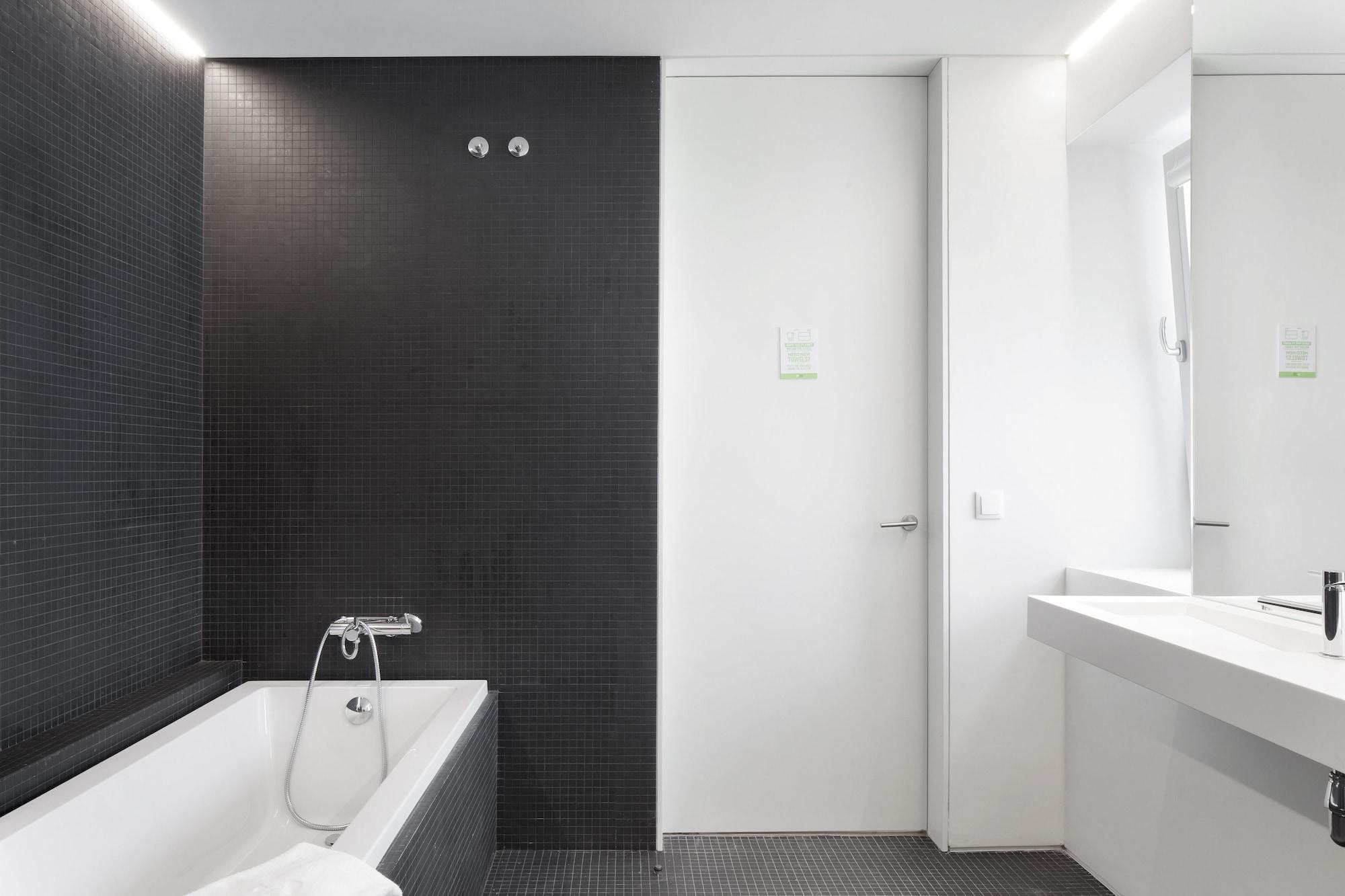 Apartamento Ascensor Da Bica - Serviced Lisboa