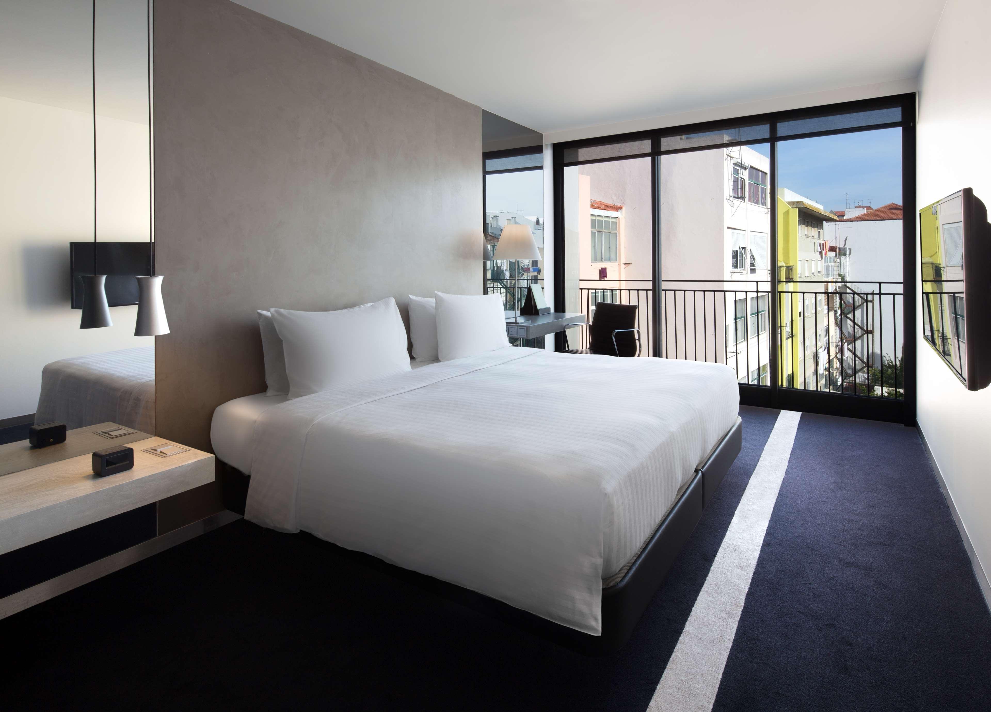 Doubletree By Hilton Fontana Park Hotel
