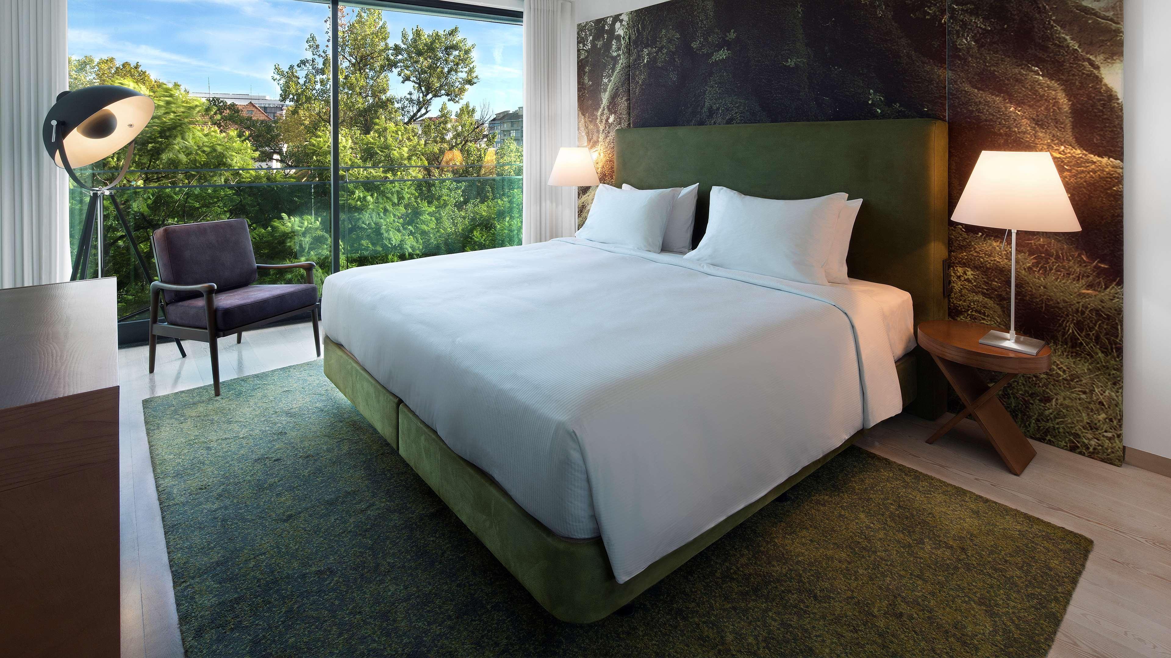 Doubletree By Hilton Fontana Park 4*