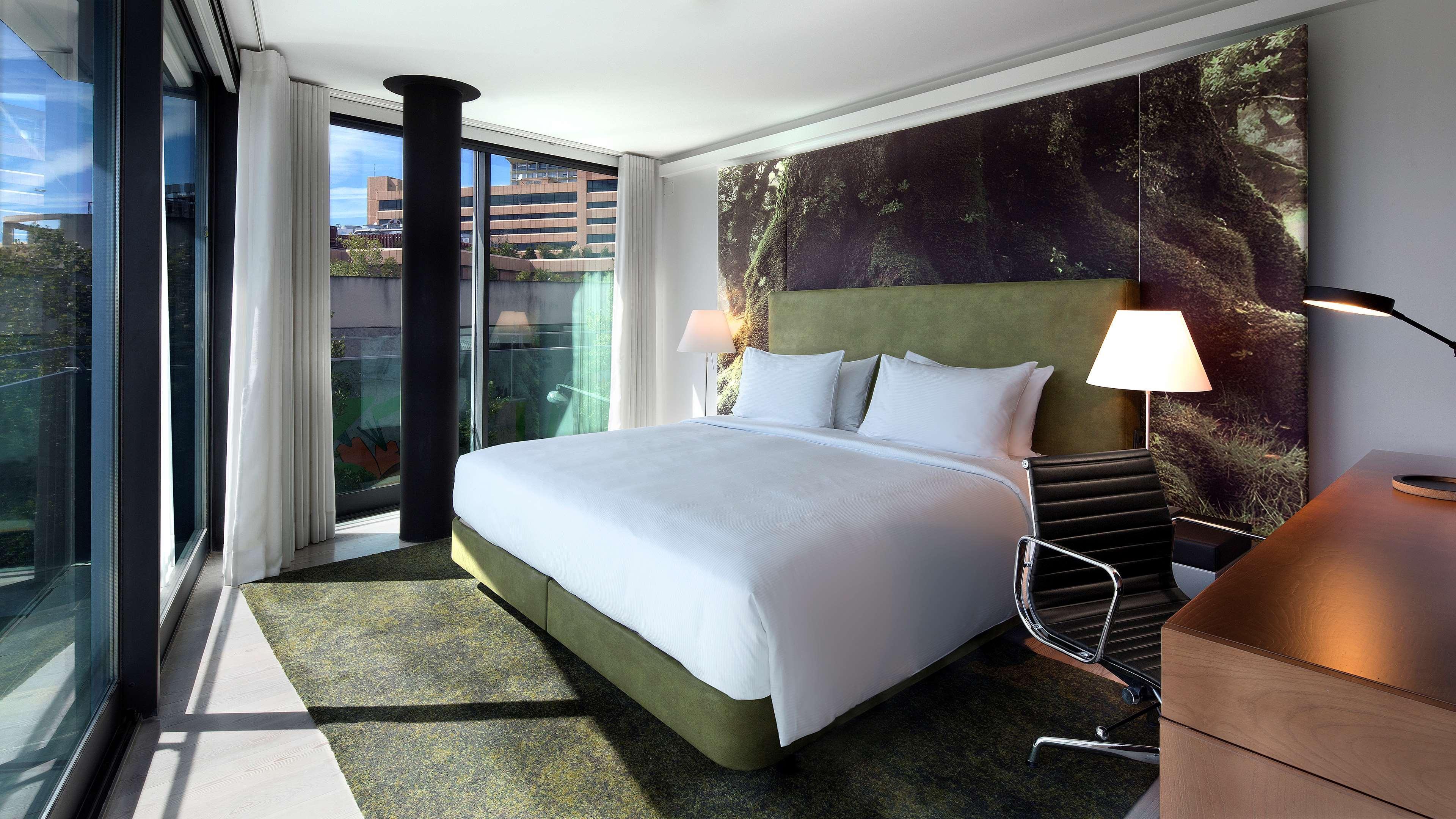 Hotel Doubletree By Hilton Fontana Park 4*