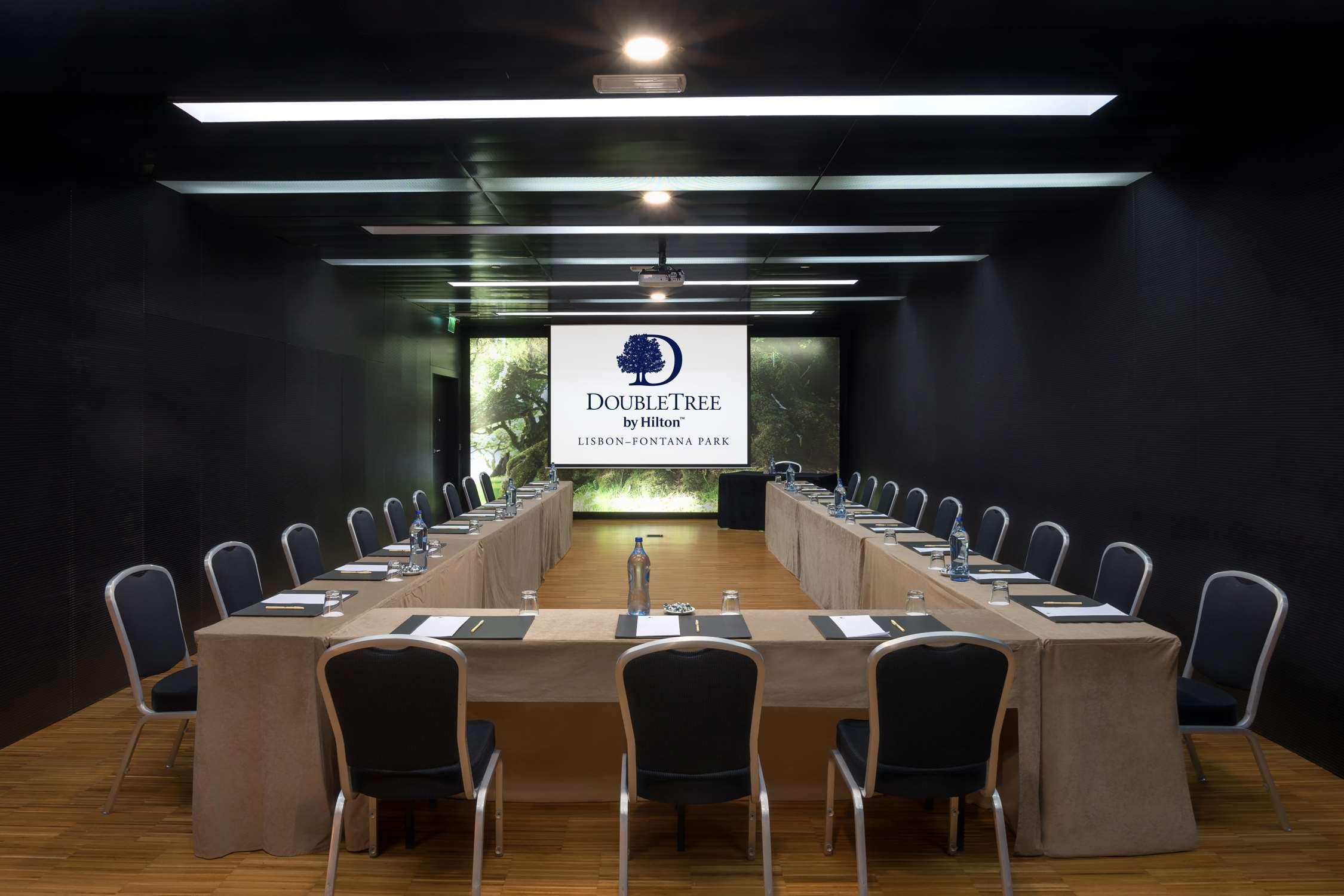 Doubletree By Hilton Fontana Park 4*