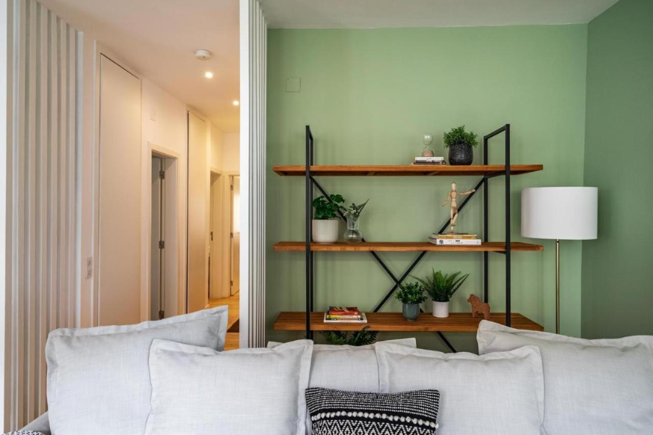 Whome Chic 2-bed Near Santos & Alcantara Perfect For Families & Couples *