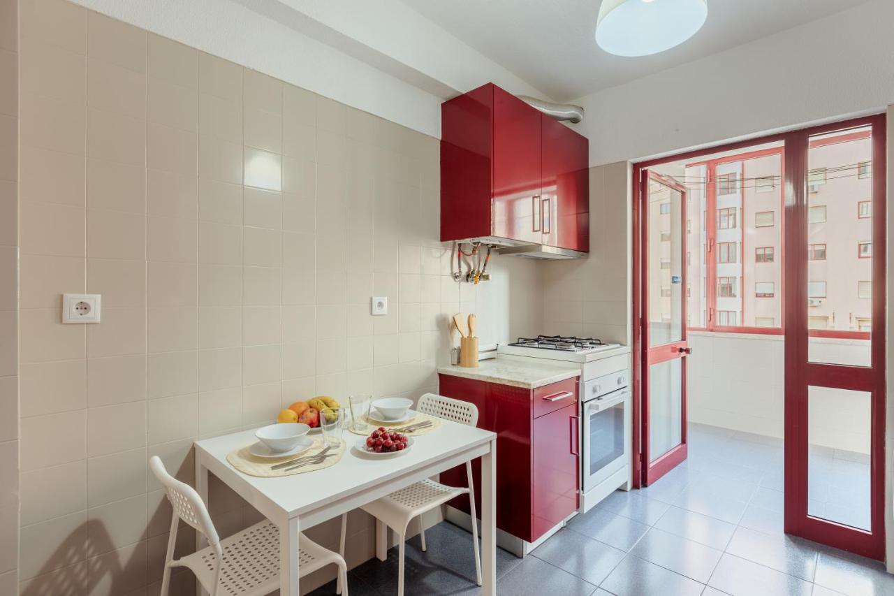 Elegant 3 Bedroom - Centre - Garage - Metro Lisboa
