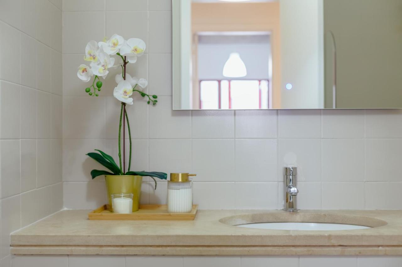 Elegant 3 Bedroom - Centre - Garage - Metro Apartamento Lisboa