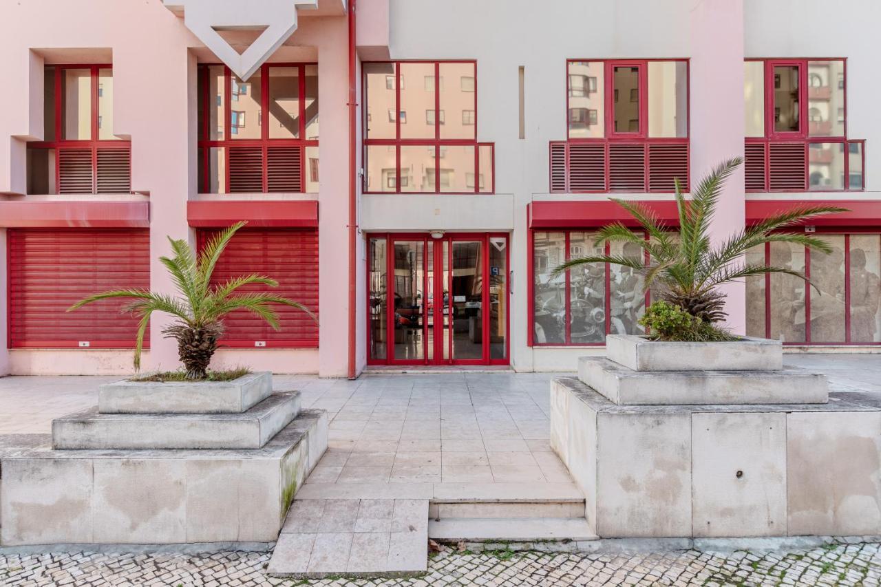 Elegant 3 Bedroom - Centre - Garage - Metro Apartamento Lisboa