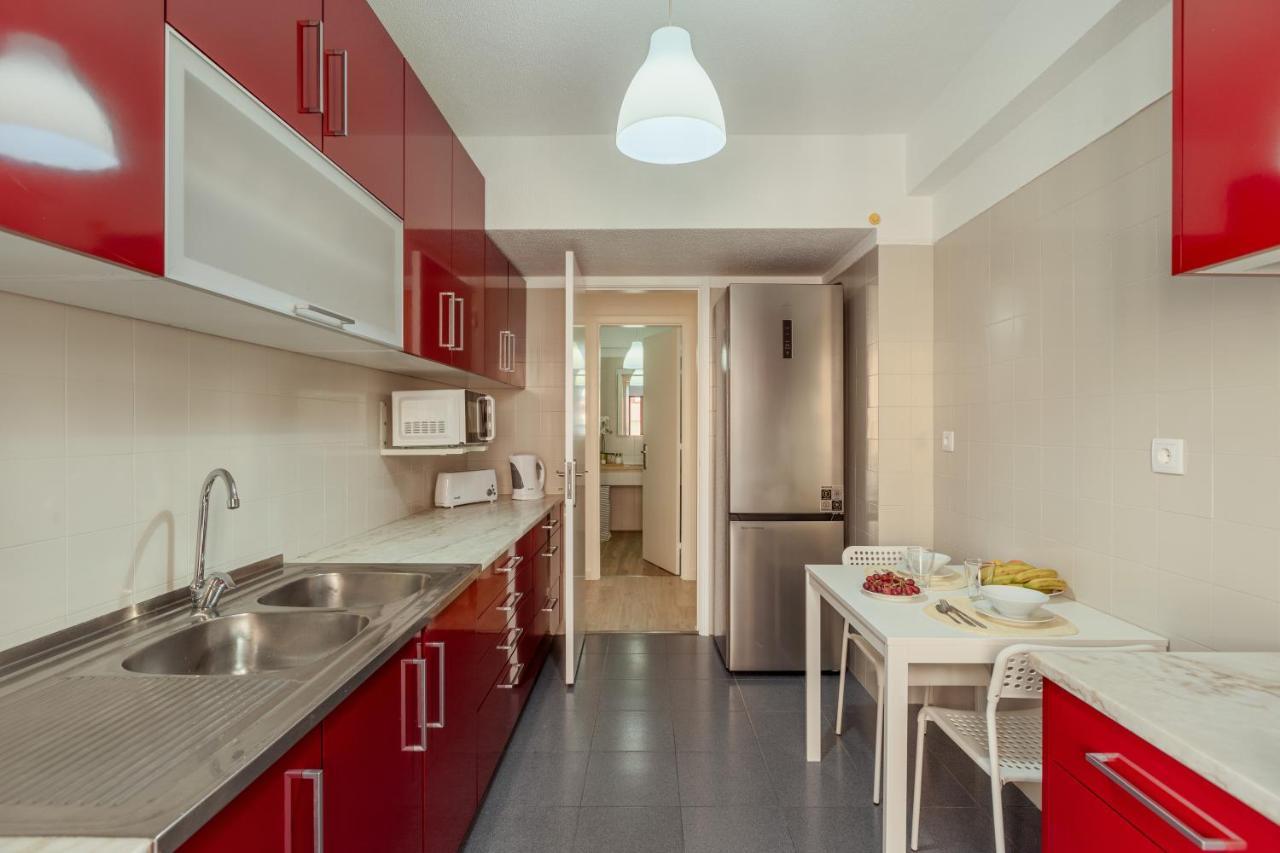 Elegant 3 Bedroom - Centre - Garage - Metro Apartamento *