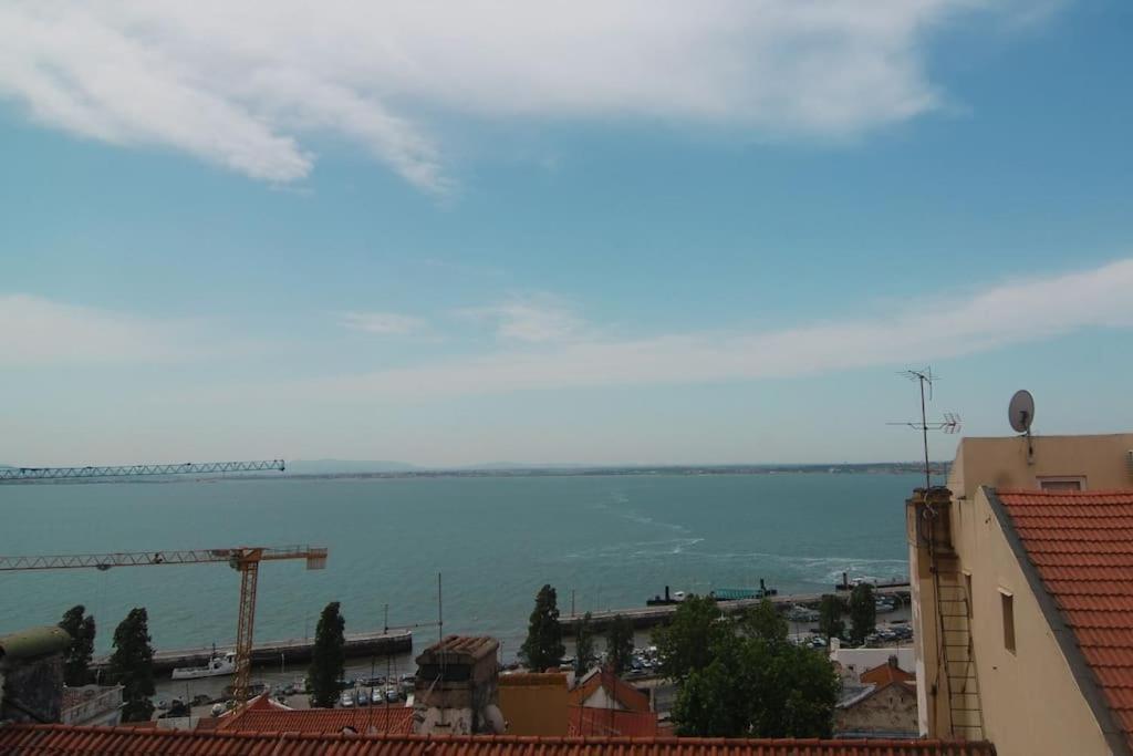 Historical Center Alfama - Stunning River Views * Lisboa