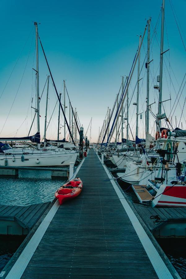Hotel en barco Valeria, Uma Noite De Sonho