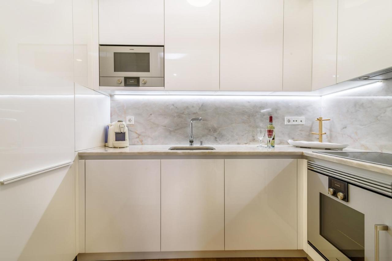 Modern Flat In Downtown By Lovelystay Apartment *