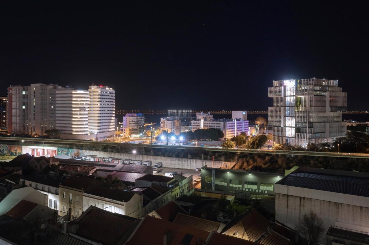 Expo River View