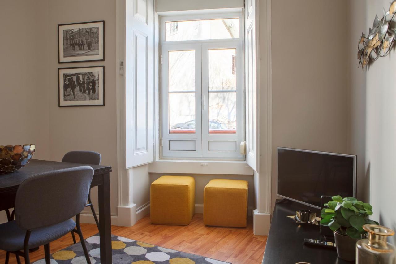 Apartamento Alfama Graca District Typical & Bright , 3 Bedroom With Ac 1st Floor Lisboa