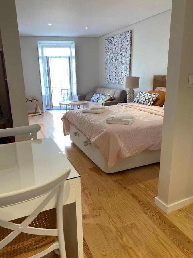 Discover Lisbons History - Stylish In Alfama Apartamento *