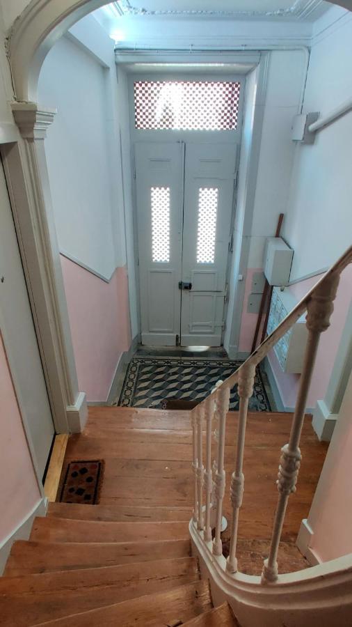 Alfama Graca District Typical & Bright , 3 Bedroom With Ac 1st Floor Apartamento *