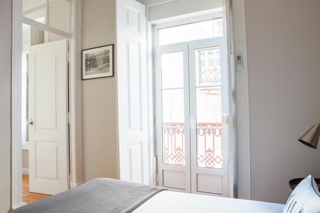 Alfama Graca District Typical & Bright , 3 Bedroom With Ac 1st Floor Apartamento