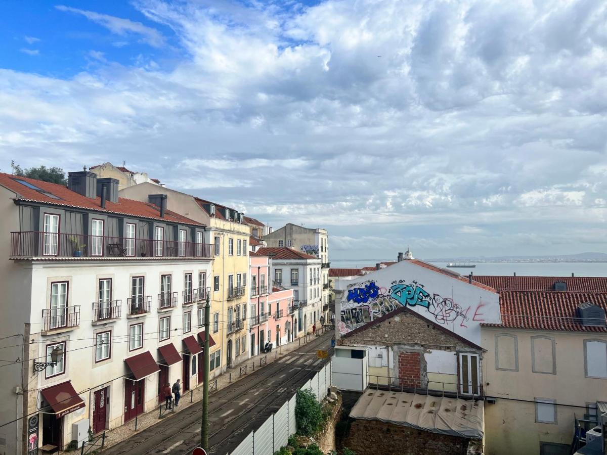 Discover Lisbons History - Stylish In Alfama Apartamento *