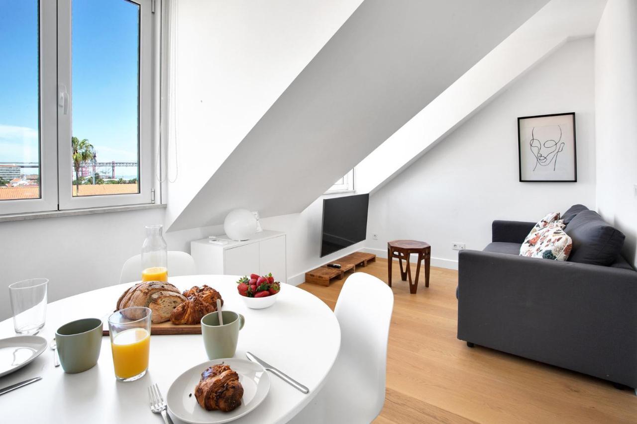Brand New River View Belem - 1 Bedroom, A/c Lisbon