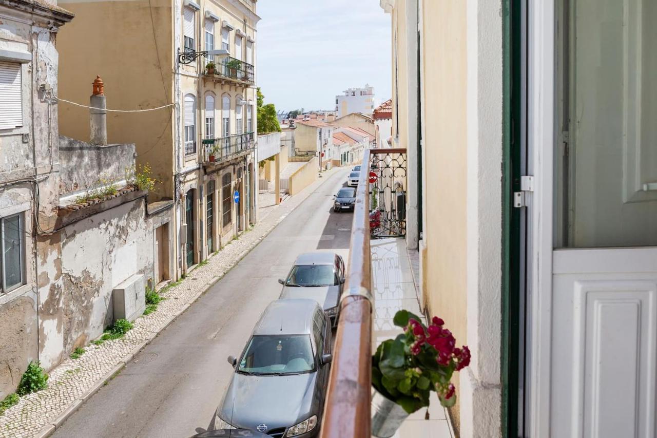2 Bedroom For 4 People With Free Public Parking Apartamento