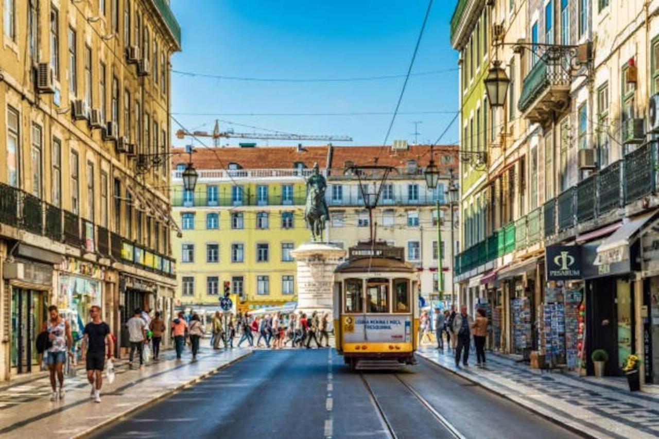 2 Bedroom For 4 People With Free Public Parking Apartamento Lisboa