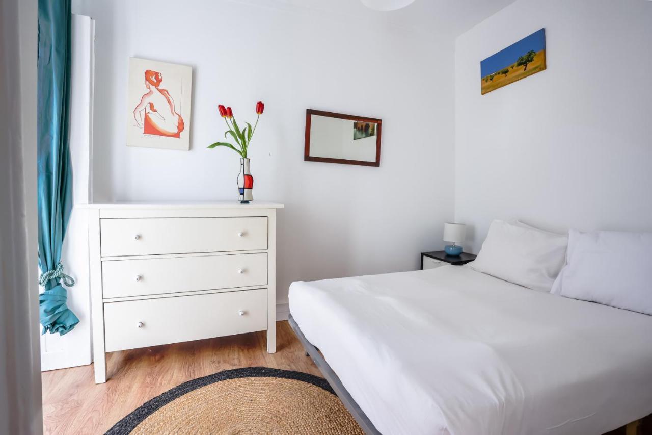 Center In Lively Bairro Alto! * Lisboa