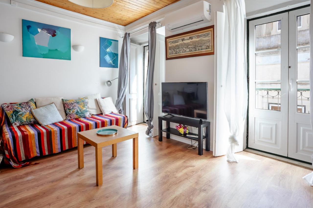 Center In Lively Bairro Alto! Apartamento Lisboa