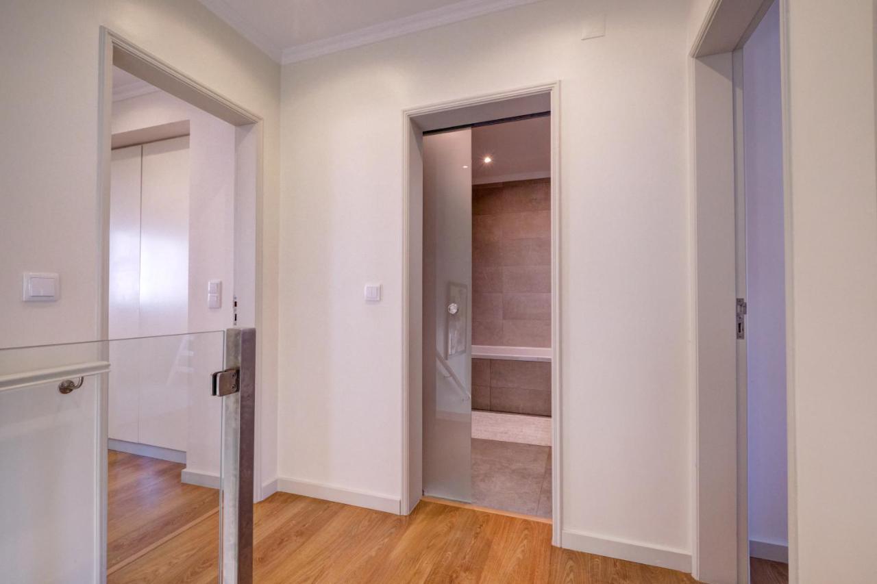 Сasa de vacaciones Comfortable Town House In Quiet Area By Lovelystay