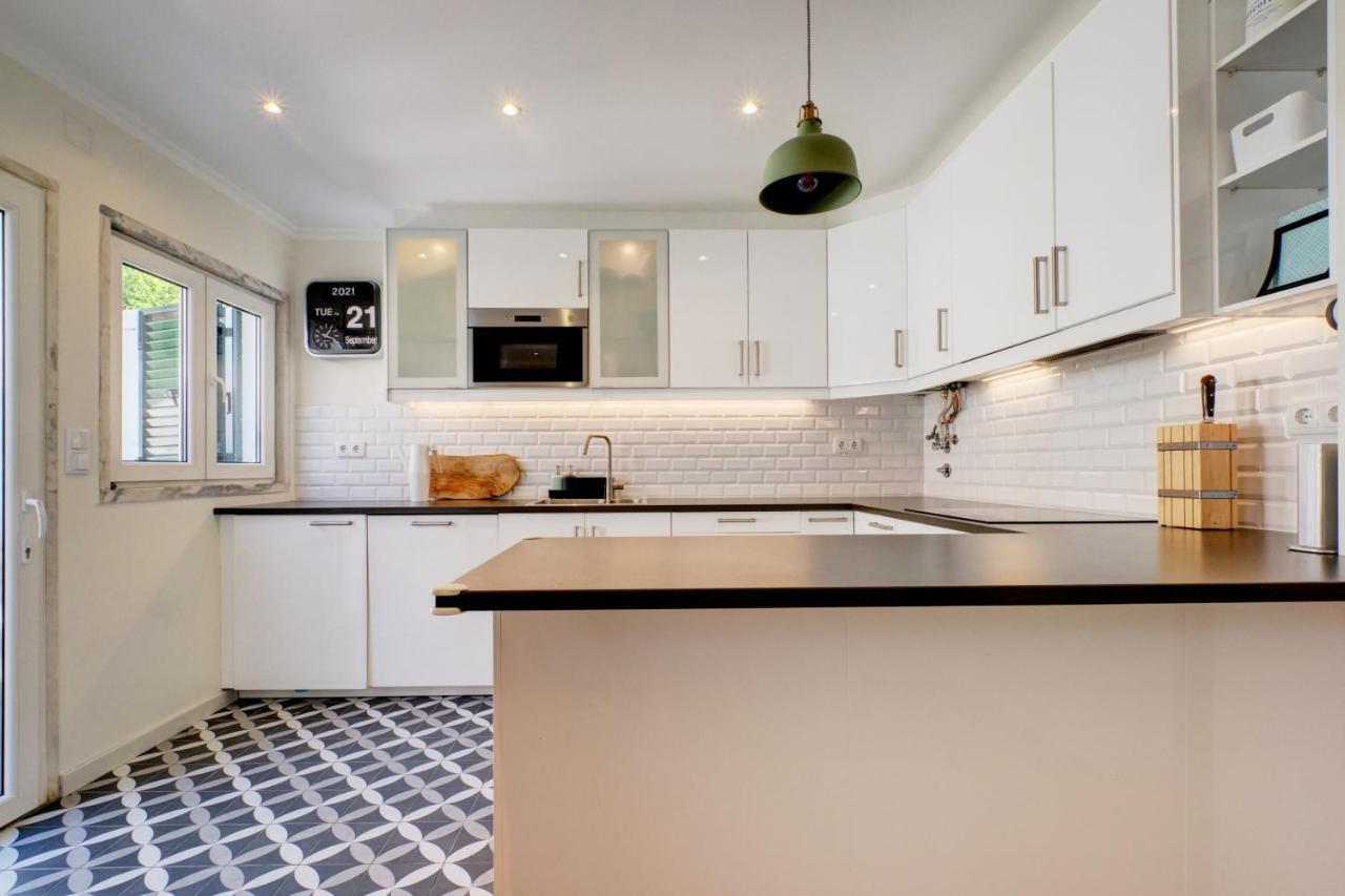 Сasa de vacaciones Comfortable Town House In Quiet Area By Lovelystay