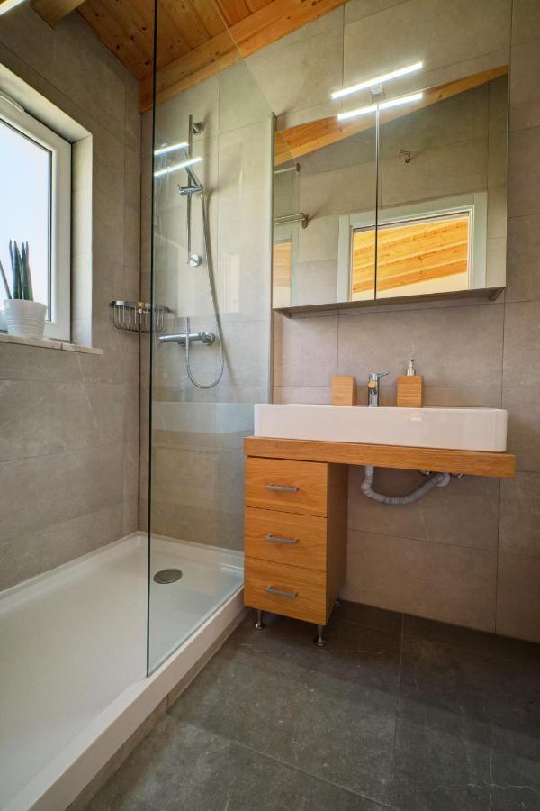Comfortable Town House In Quiet Area By Lovelystay *